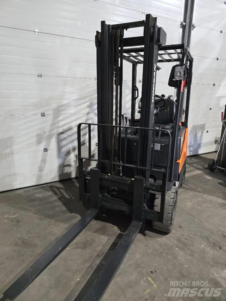 Doosan G20SC-5 液化石油氣LPG卡車