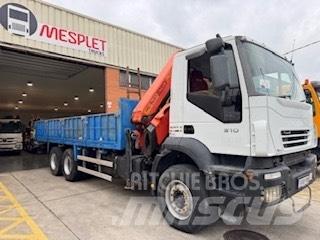 Iveco Trakker 310 起重機卡車