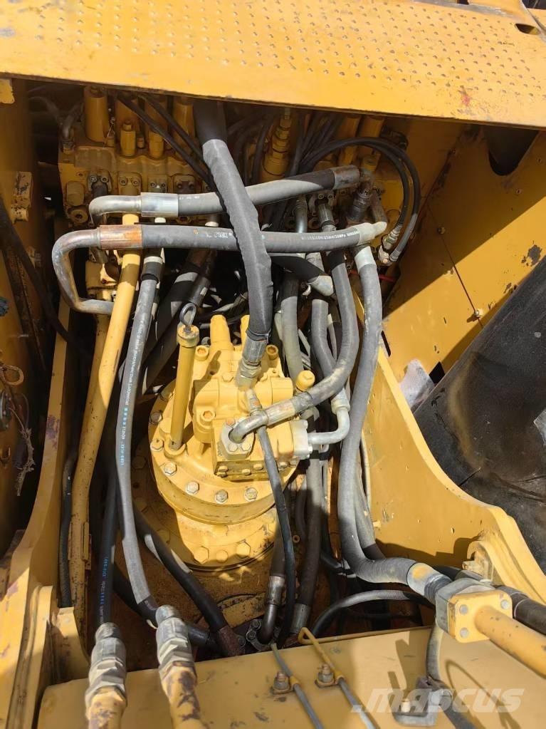 CAT 323 D 履帶式 挖土機/掘鑿機/挖掘機