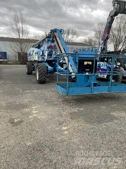 Genie ZX 135/70 曲臂高空作業車