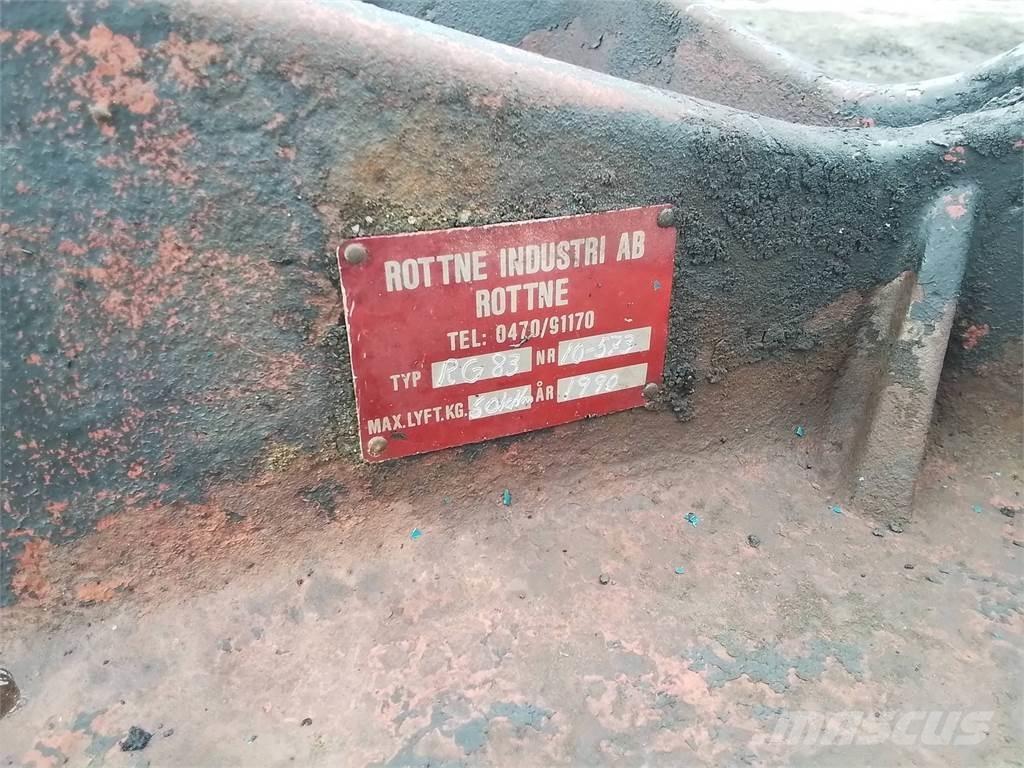 Rottne RG83 運送起重機
