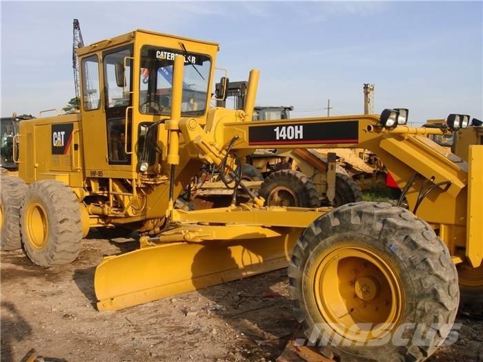 CAT 140 H 平土機