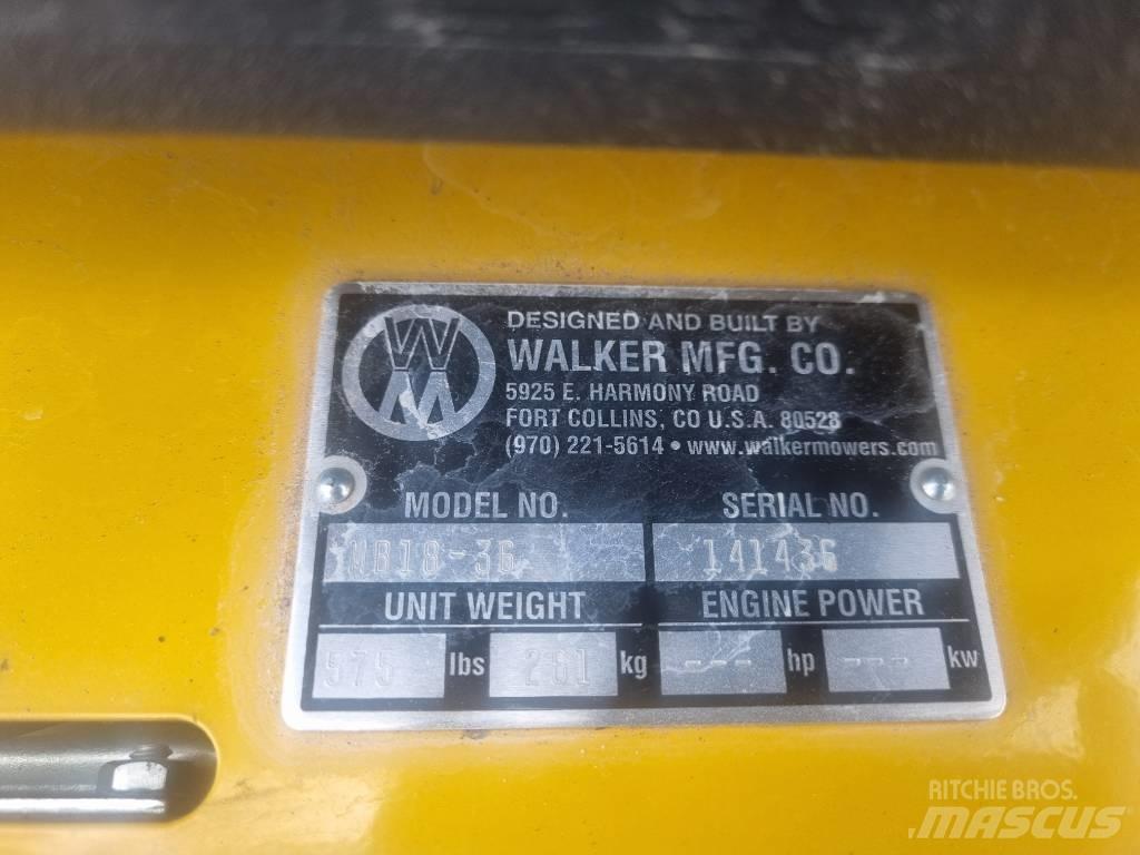 Walker B18 騎乘式割草機