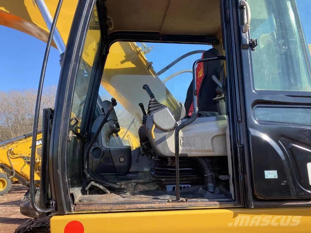 CAT 325 D 履帶式 挖土機/掘鑿機/挖掘機