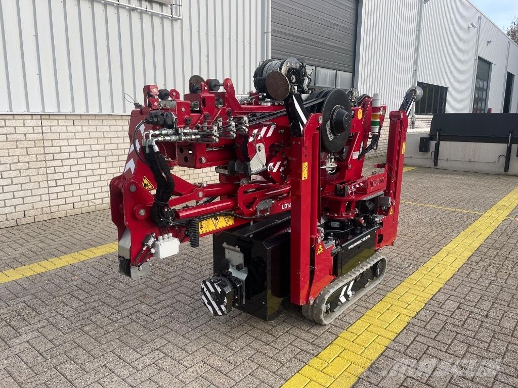 Hoeflon C 4 E 小型起重機