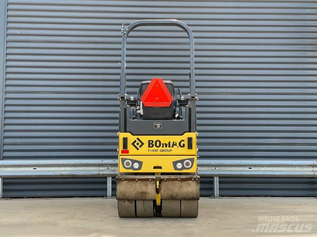 Bomag BW 100 AC-5 複合式滾壓機