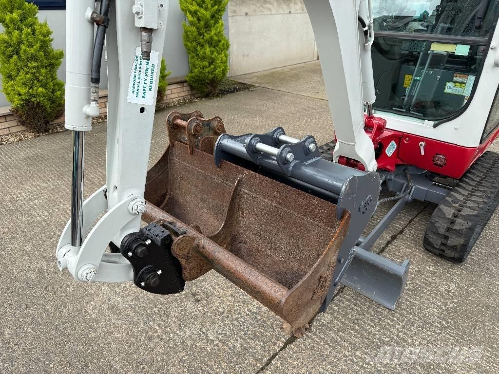 Takeuchi TB 216 小型挖土機/掘鑿機<7t(小型挖掘機)