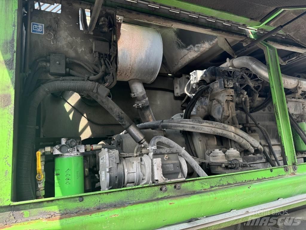 Sennebogen 835M 廢棄物/工業用操作車