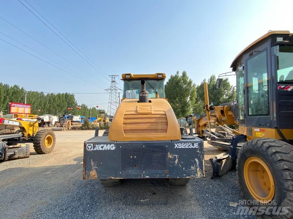 XCMG SX233JE 單輪滾壓機
