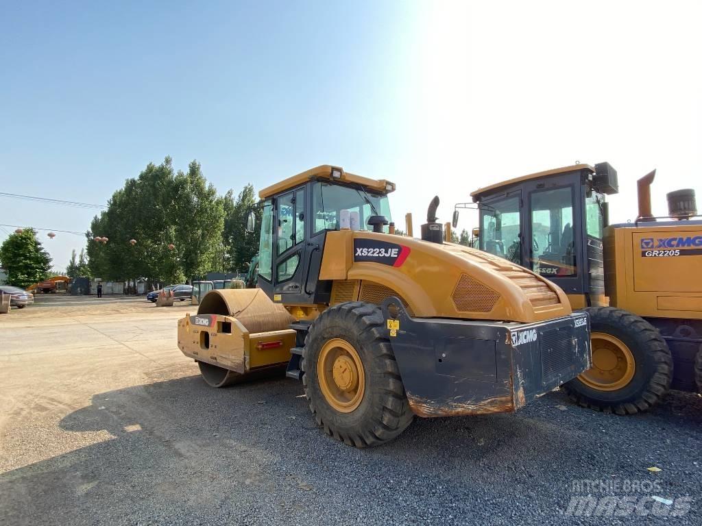 XCMG SX233JE 單輪滾壓機