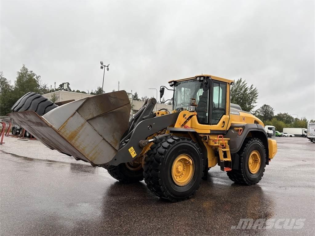 Volvo L110H 輪胎式裝載機