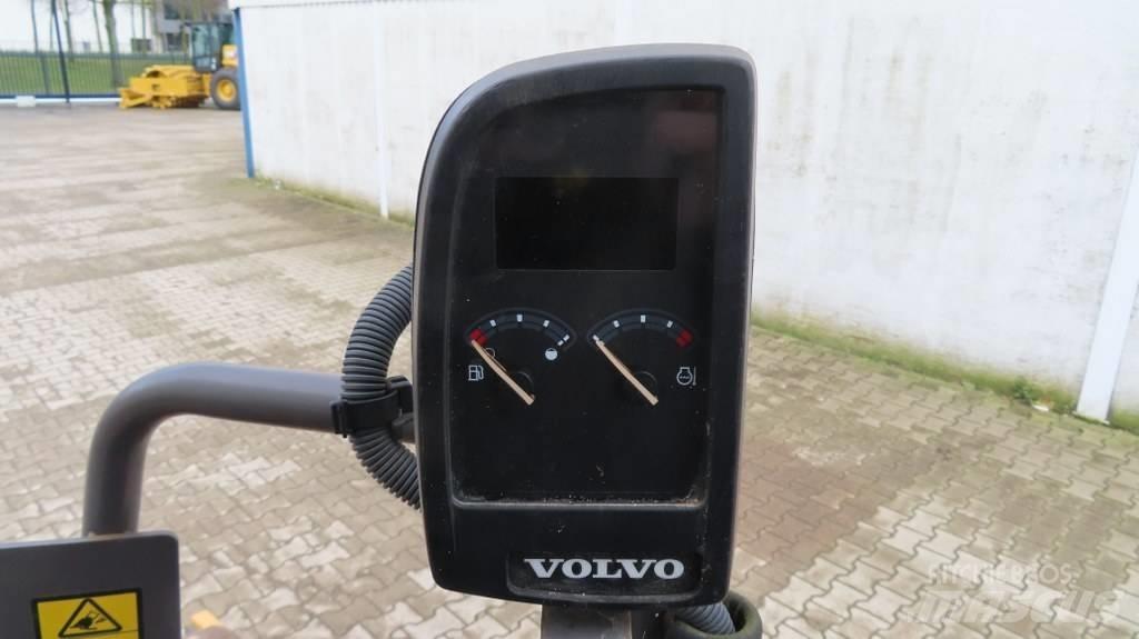 Volvo SD 45 B 單輪滾壓機