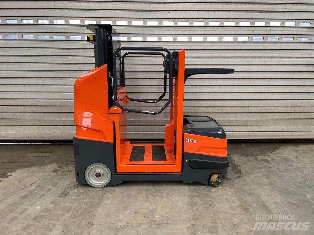JLG DSP -S 高舉式裝載機