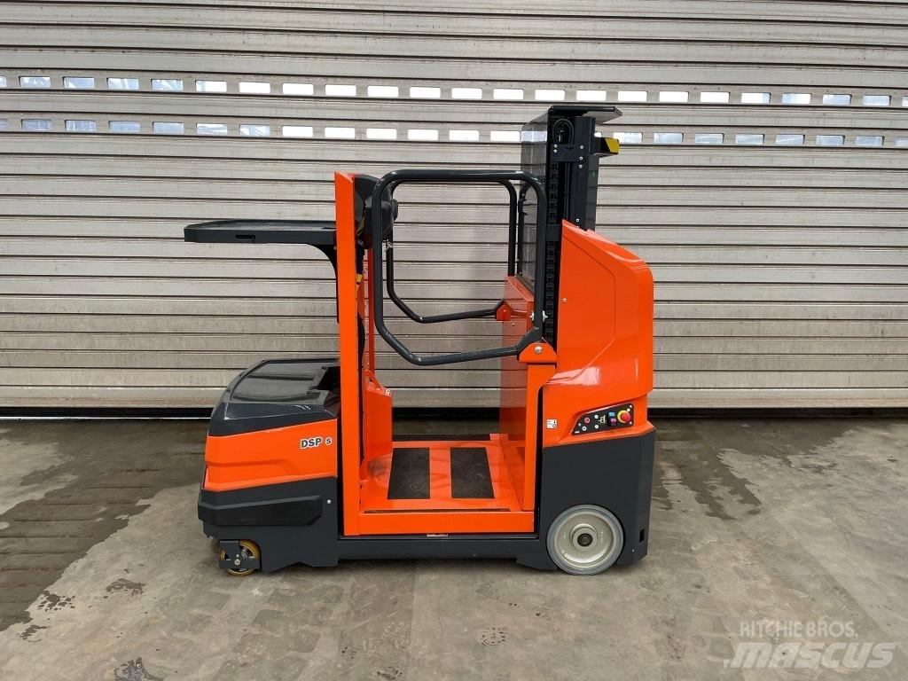 JLG DSP -S 高舉式裝載機