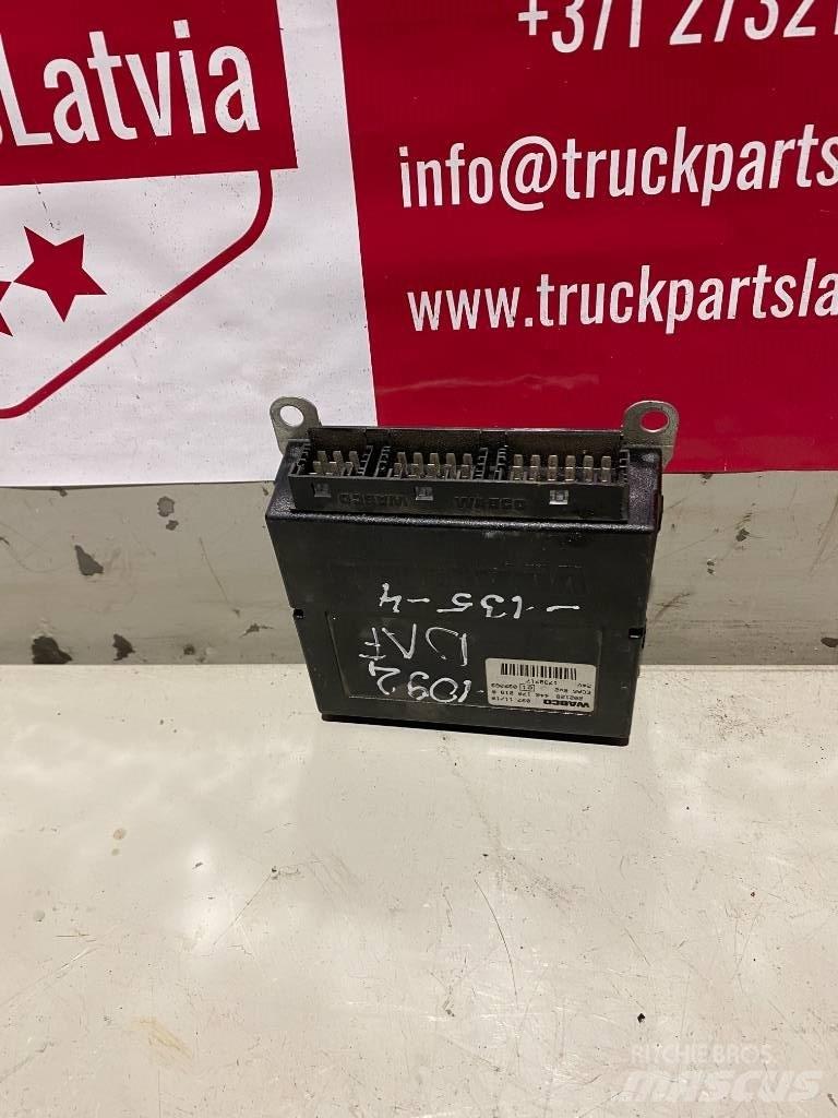 DAF XF 105.  1738717 電子設備