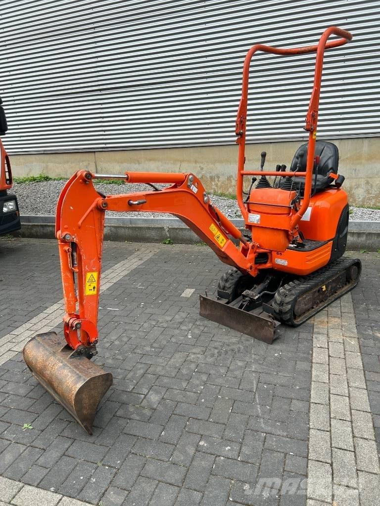 Kubota U 10-3 小型挖土機/掘鑿機<7t(小型挖掘機)