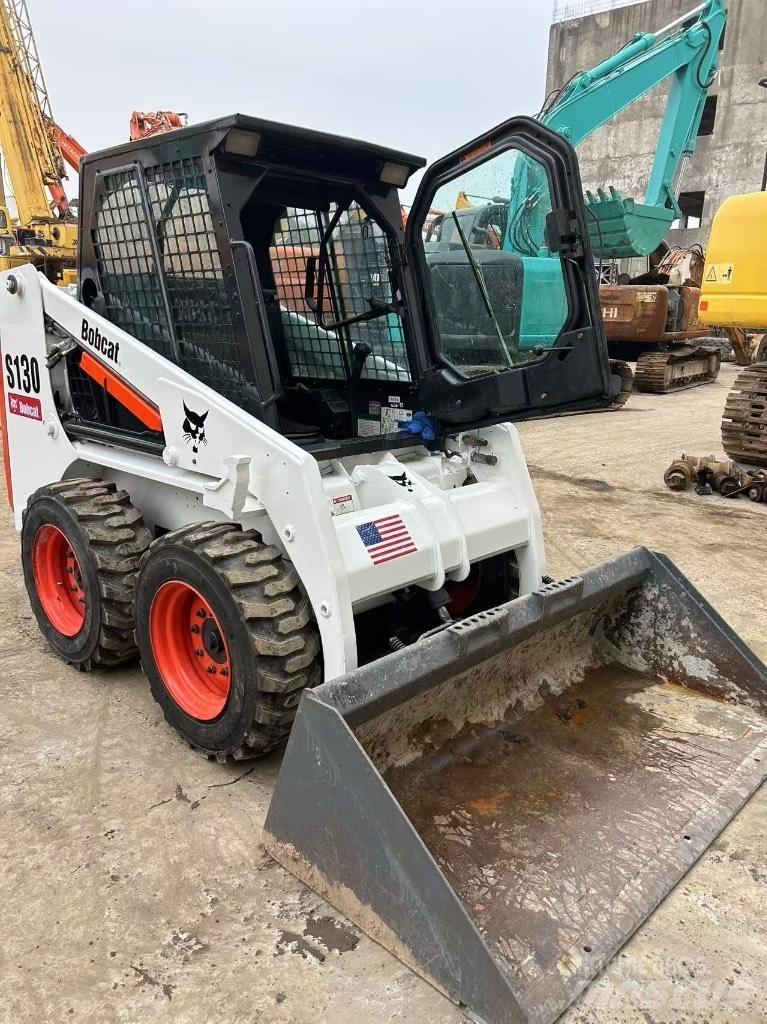Bobcat S 130 滑移轉向裝載機