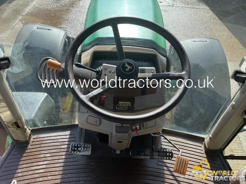 John Deere 6920 S 曳引機