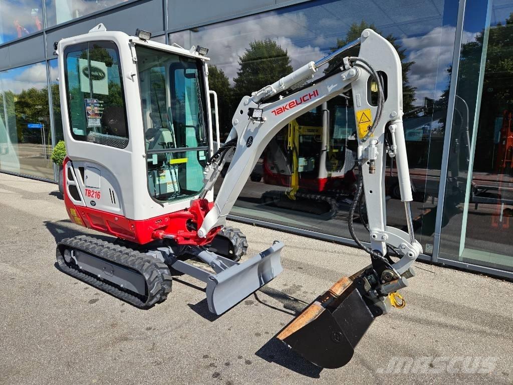 Takeuchi TB 216 小型挖土機/掘鑿機<7t(小型挖掘機)