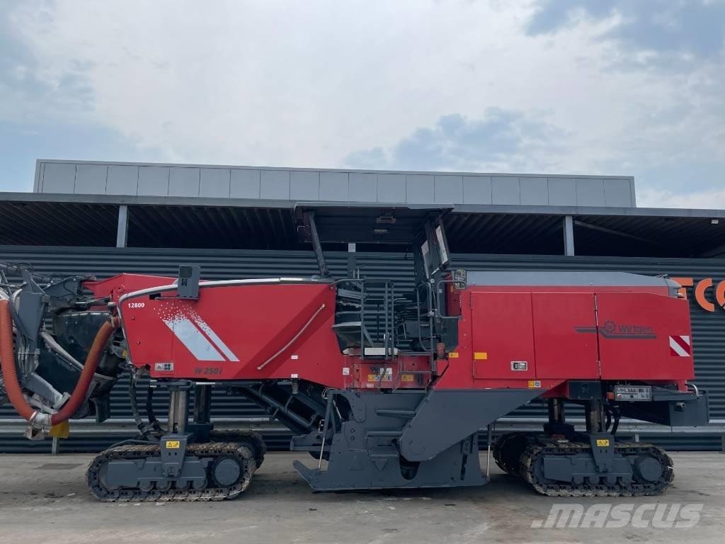 Wirtgen W 250 瀝青冷銑刨機/銑床