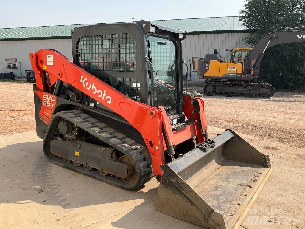 Kubota SVL65-2 滑移轉向裝載機