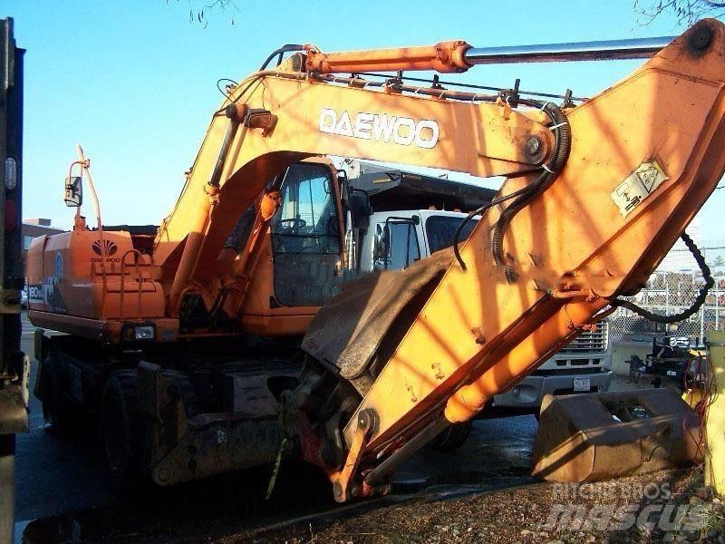 Daewoo S180W 旋轉式挖土機/掘鑿機/挖掘機