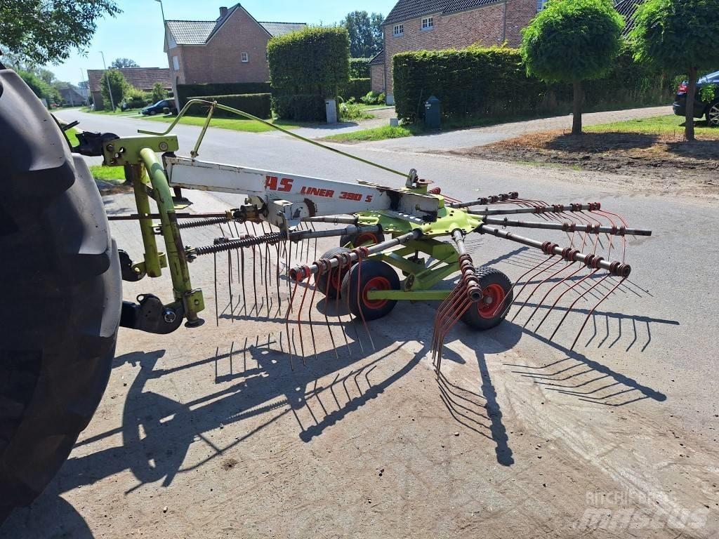 CLAAS Liner 390 S 堆草機