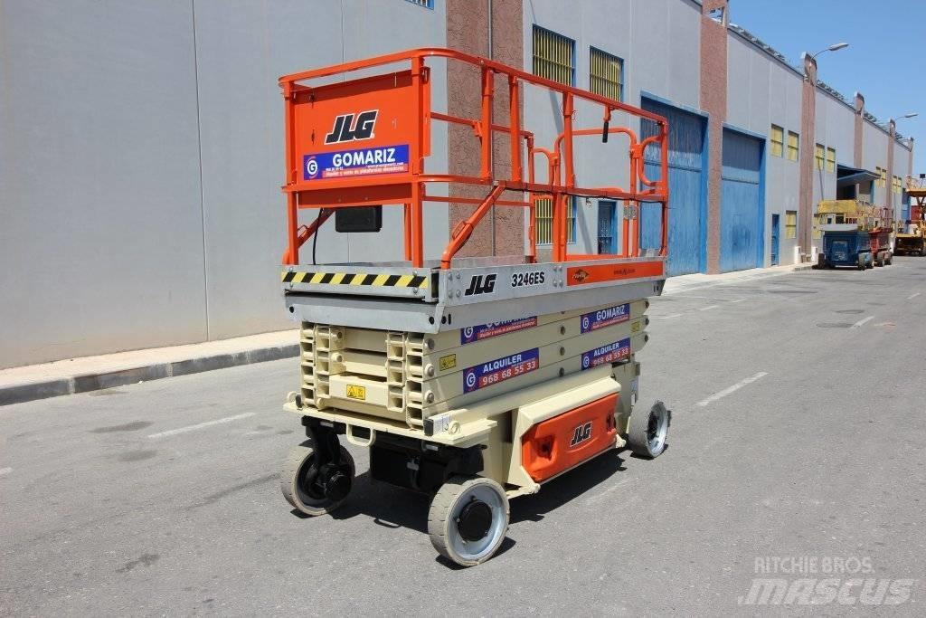JLG 3246 ES 剪式升降機