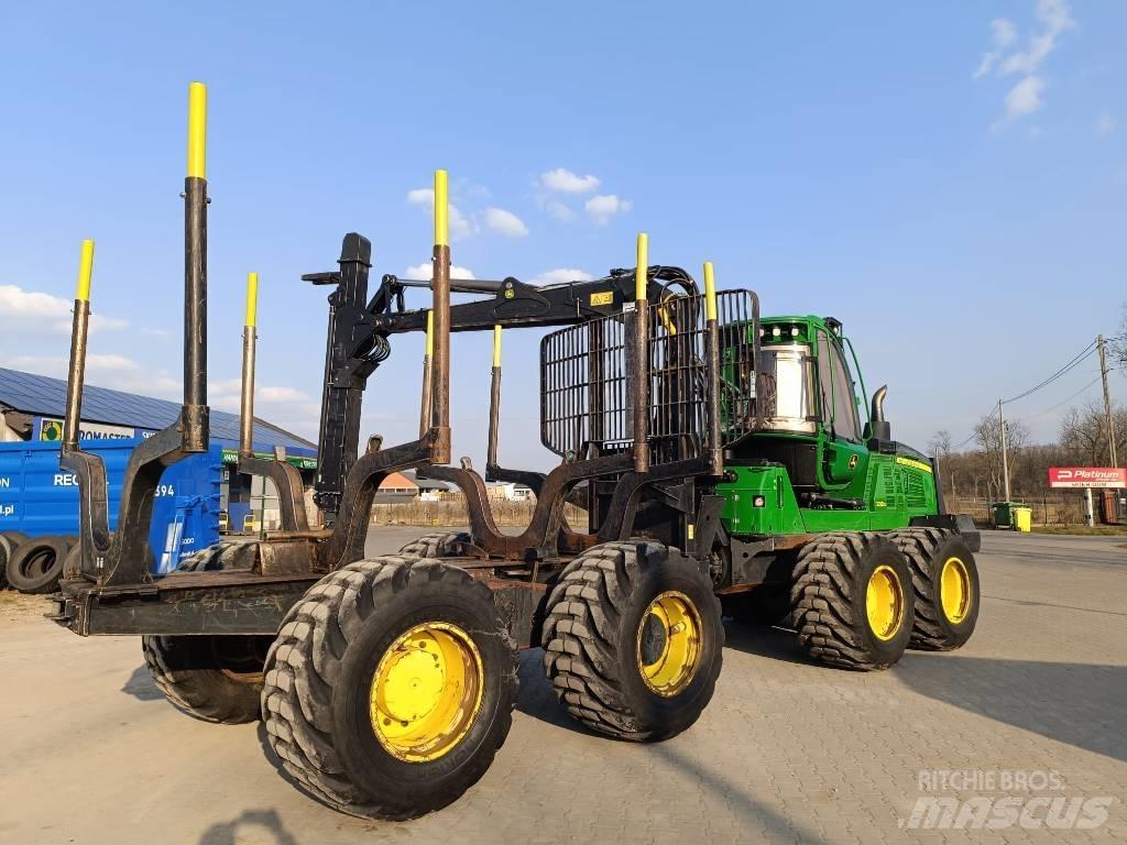 John Deere 1210 G 集運機