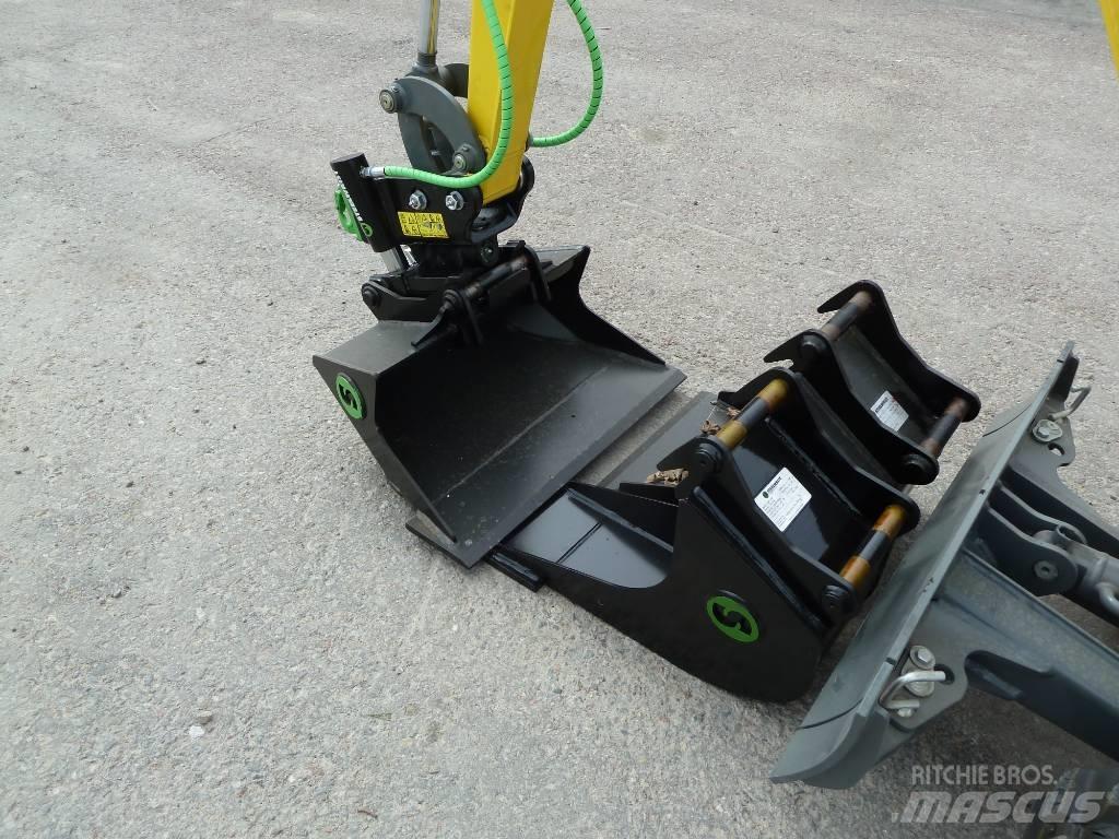 Wacker Neuson 803 小型挖土機/掘鑿機<7t(小型挖掘機)