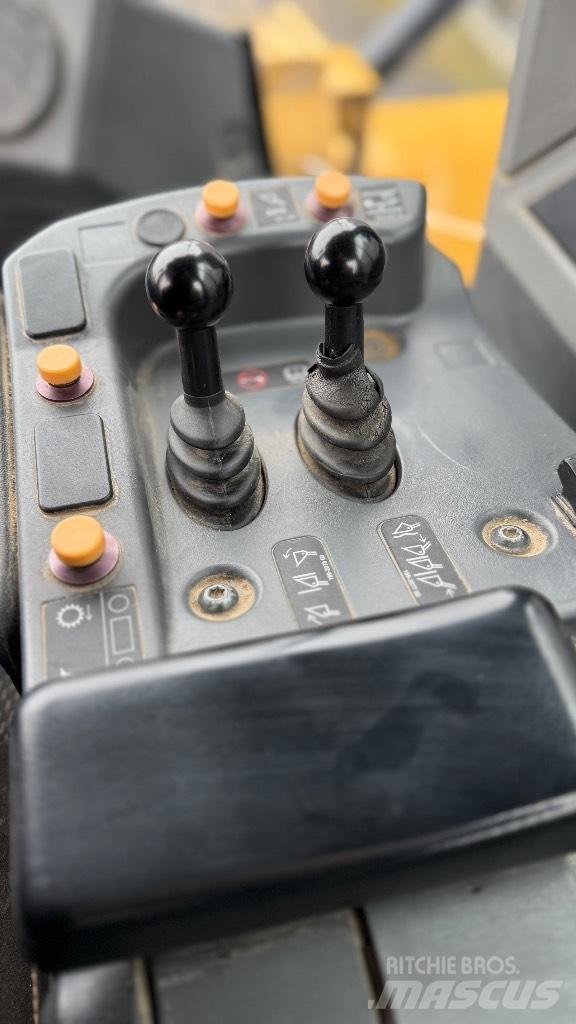 CAT 980 M 輪胎式裝載機