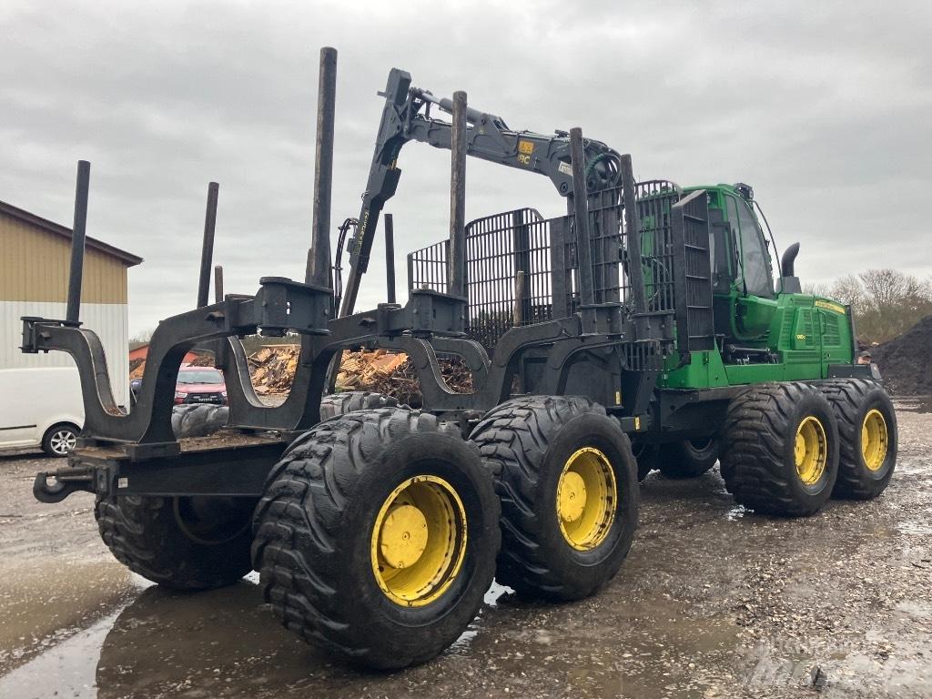 John Deere 1910G 集運機