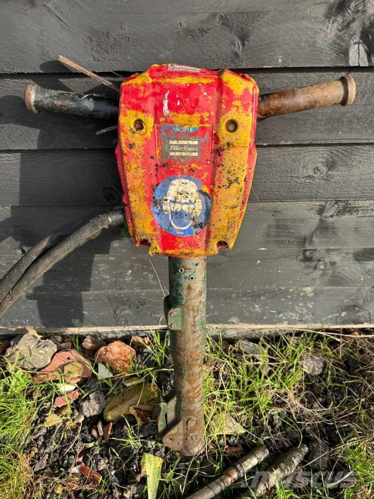 Atlas Copco BREAKER 鐵鎚/碎石機