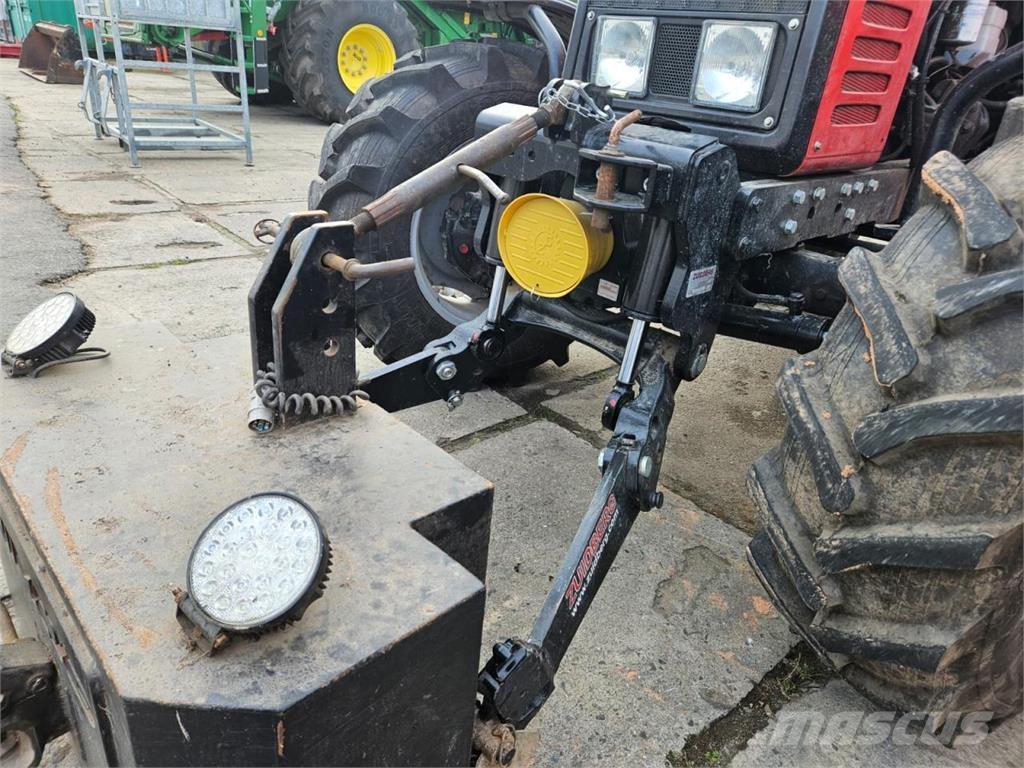 Belarus MTS 1025.2 曳引機