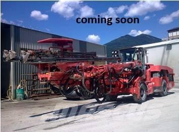 Sandvik DT 820 隧道和地下採礦鑽機