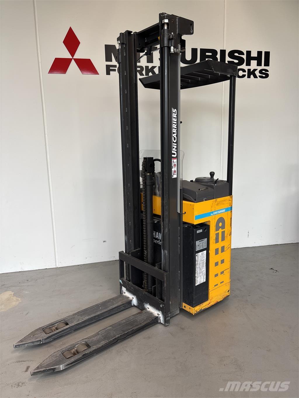 Atlet A160 自走式堆積機