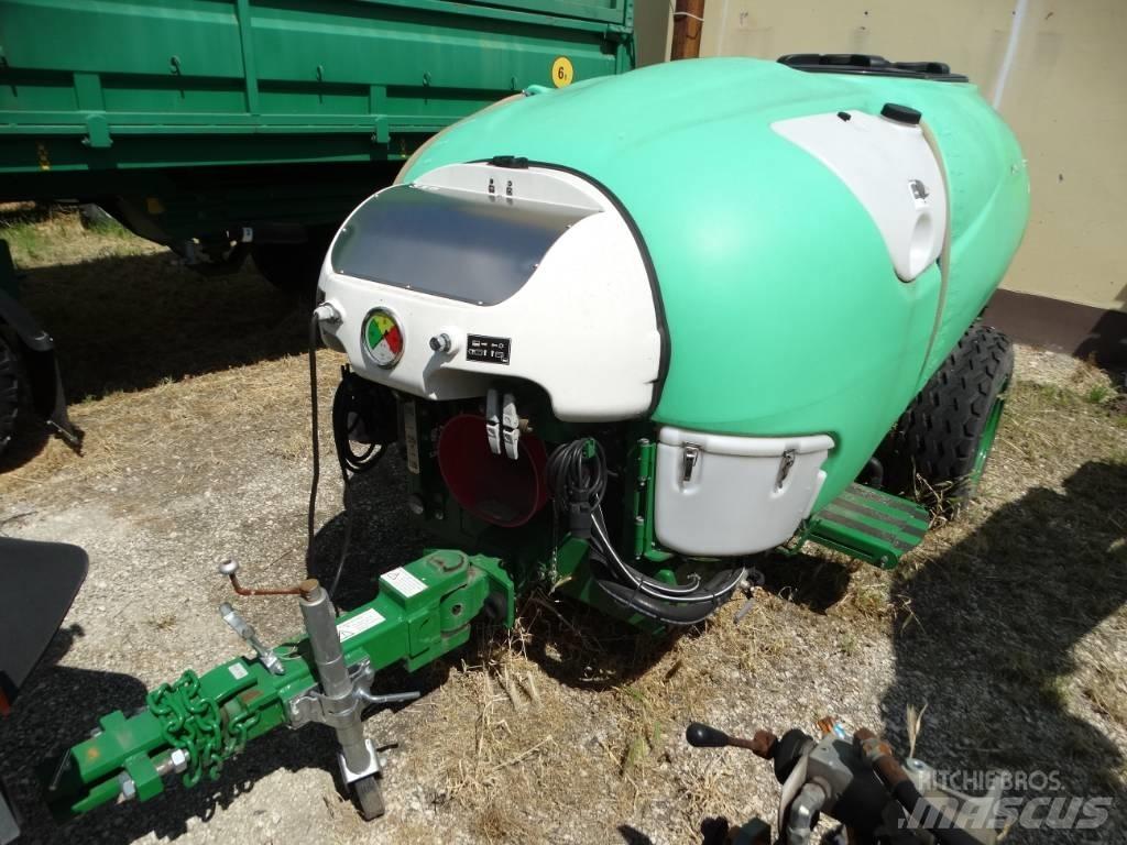  FEDE Futur Qi 9.0 牽引式噴霧機