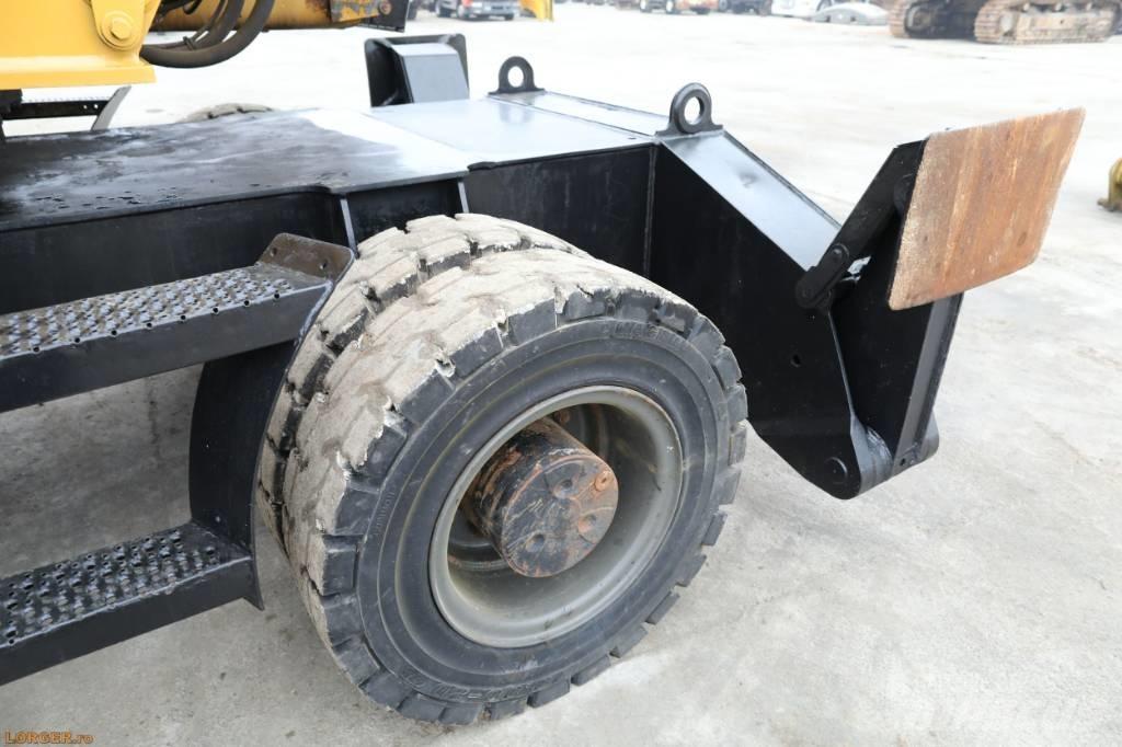 CAT M 322 D 廢棄物/工業用操作車