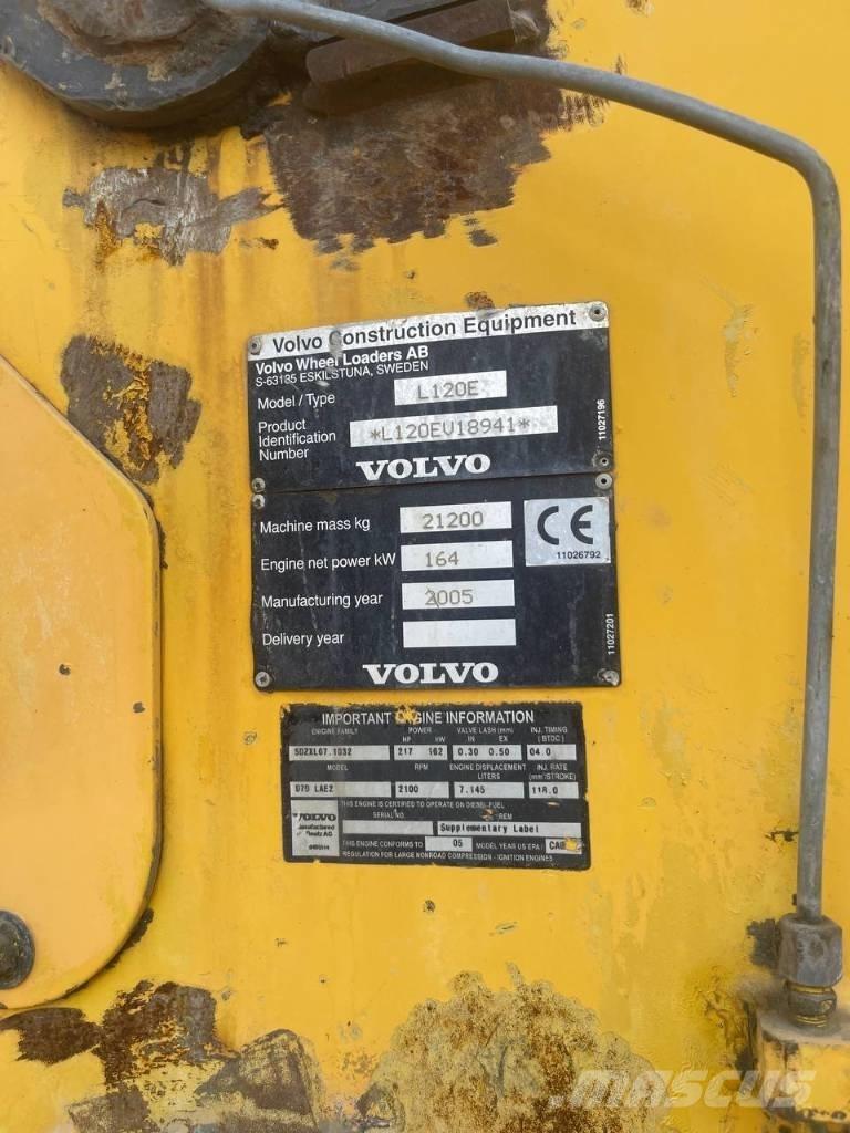 Volvo L 120 E 輪胎式裝載機