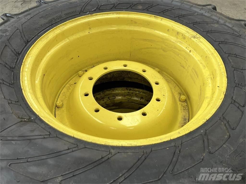 Mitas 540/65R28 輪胎、車輪和輪圈