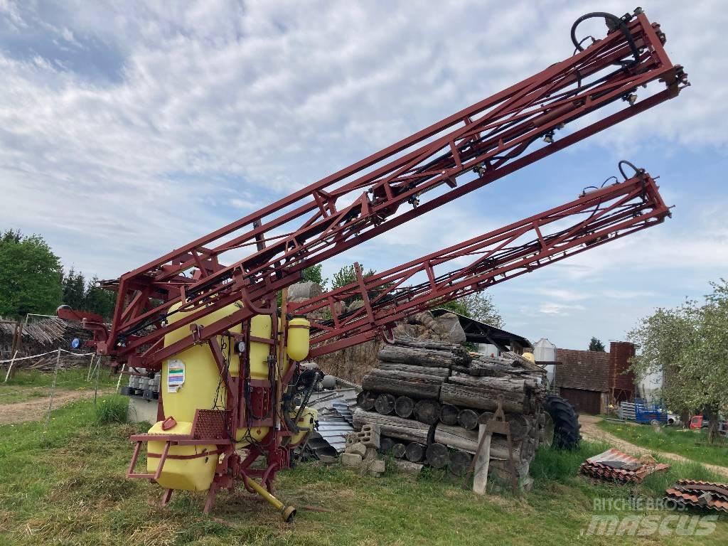 Hardi Mega 1000 承載式噴霧機