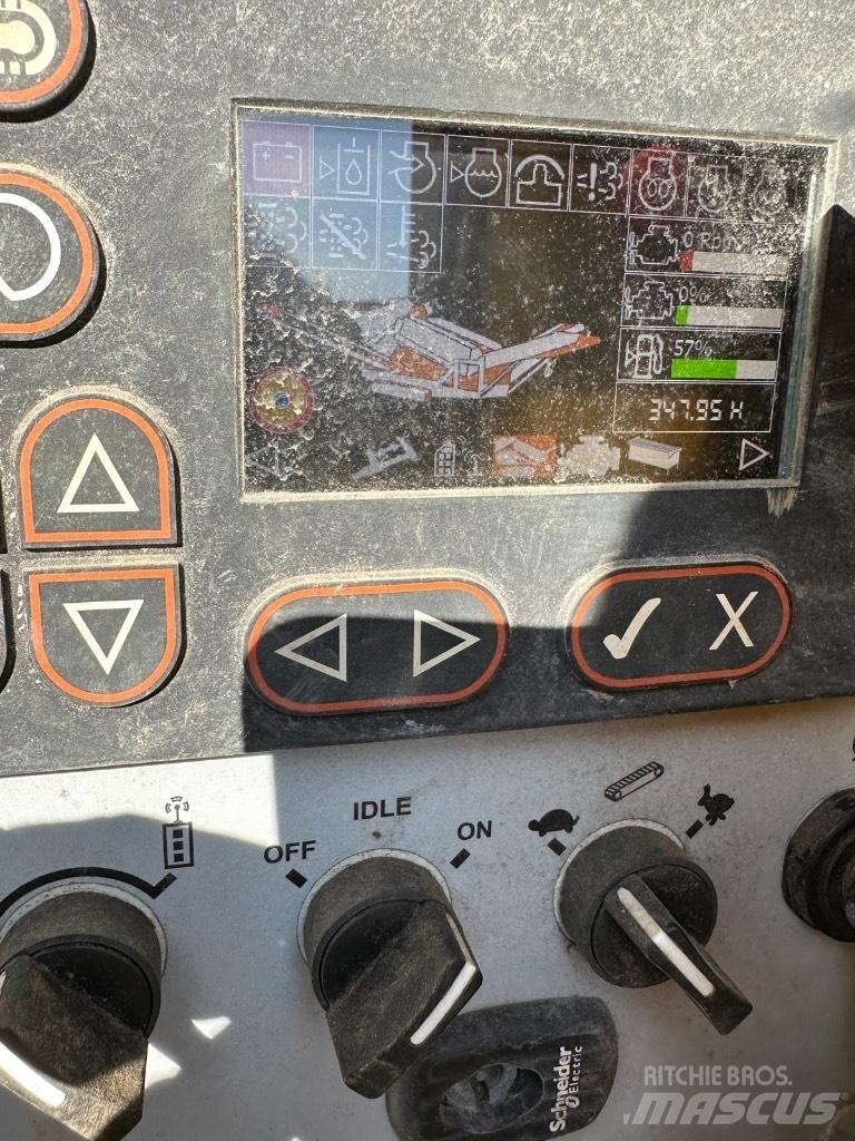Rubble Master HS5000 移動式篩選機
