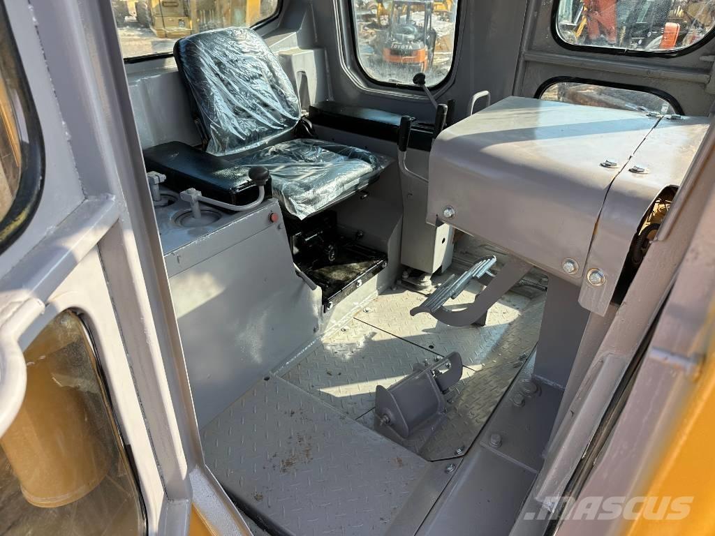 CAT D7G 履帶推土機