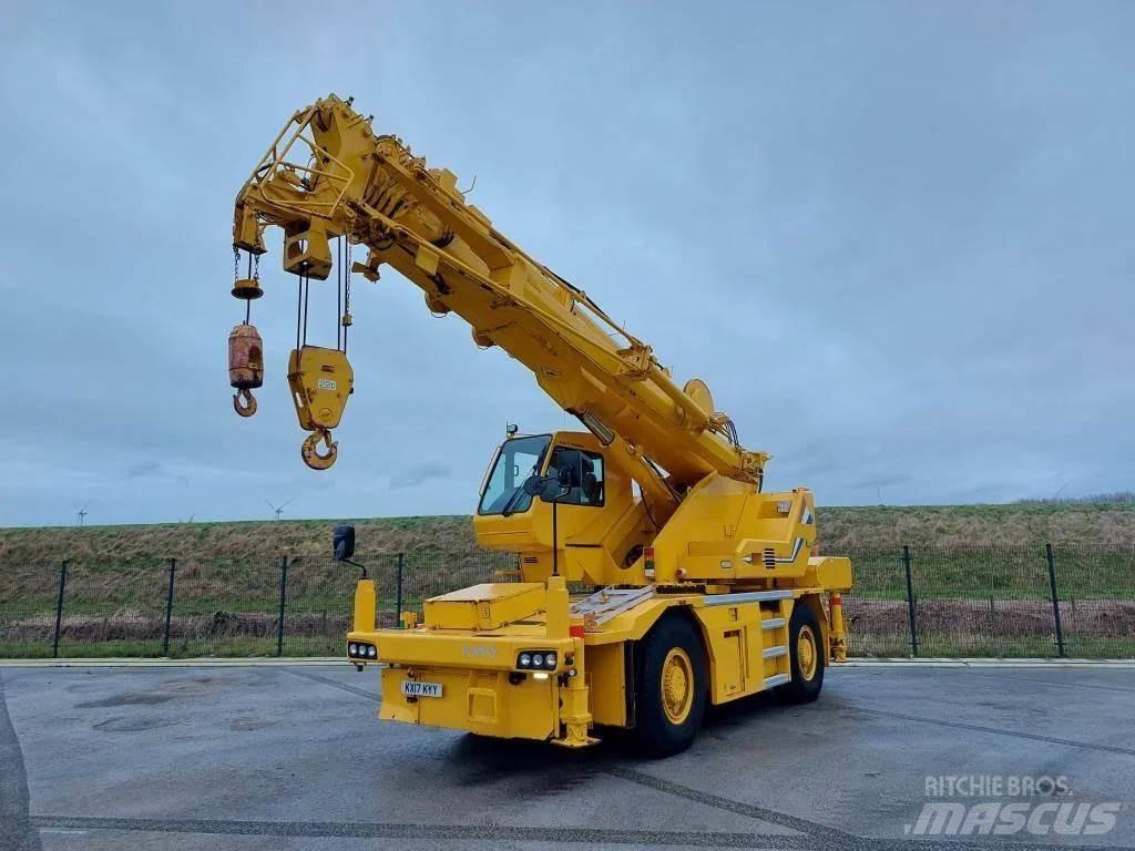 Kato CR 350 Ri 全路面起重機/吊車