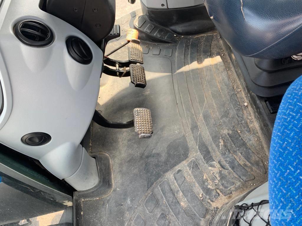 New Holland T 7.200 曳引機