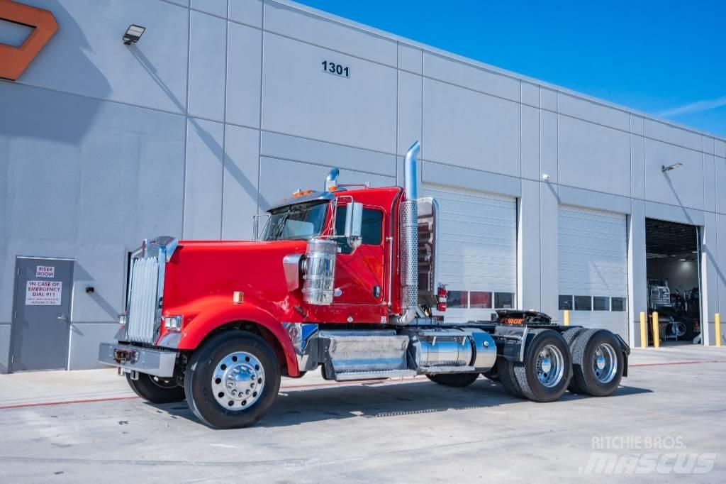 Kenworth W 900 曳引機組件