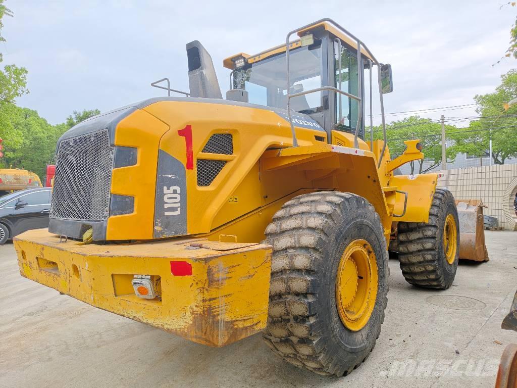 Volvo L 105 輪胎式裝載機
