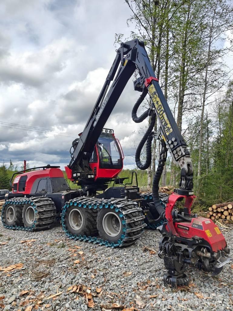Komatsu 901 XC 收穫機