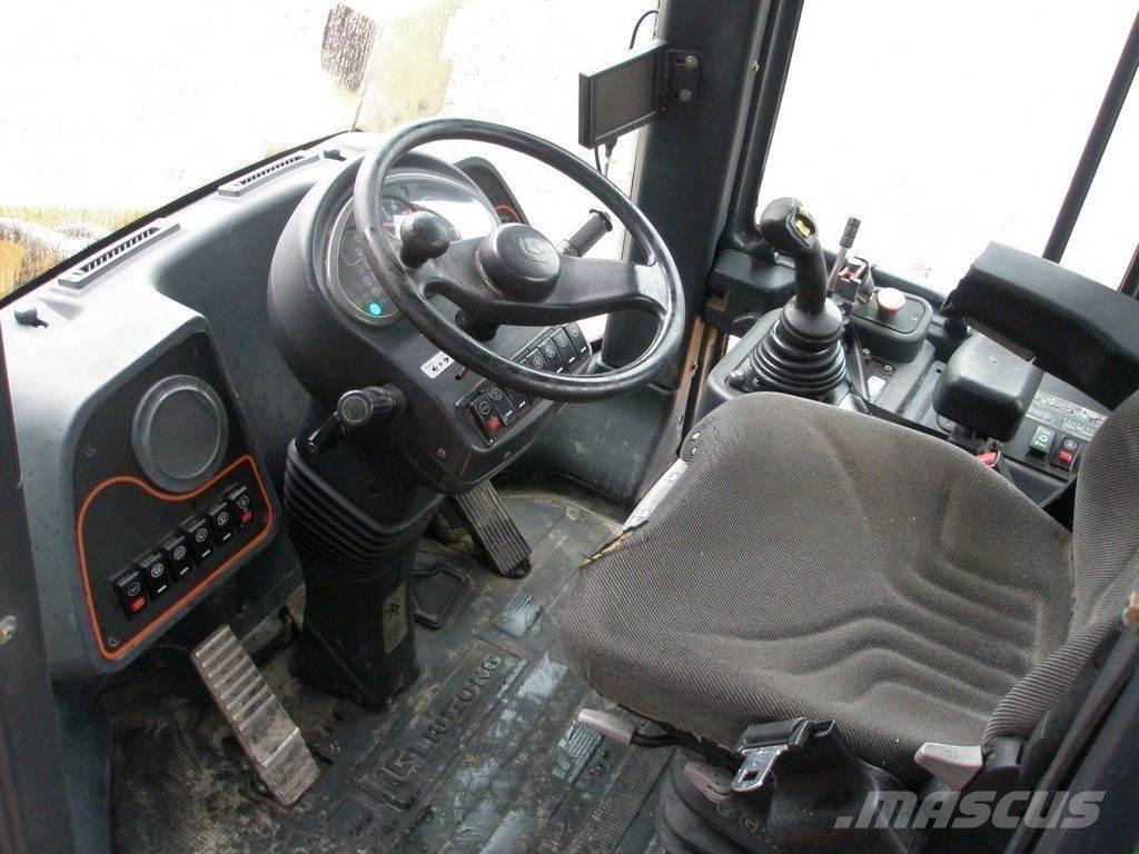 LiuGong CLG856-3 輪胎式裝載機