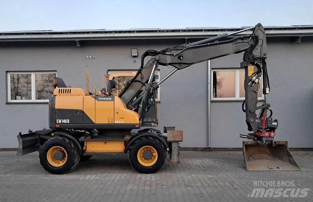 Volvo EW 140 D 旋轉式挖土機/掘鑿機/挖掘機